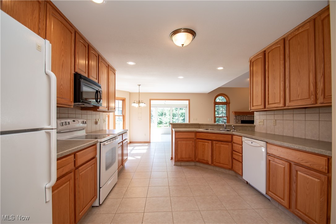 7007 Clingan Road #64, Poland, Ohio image 30
