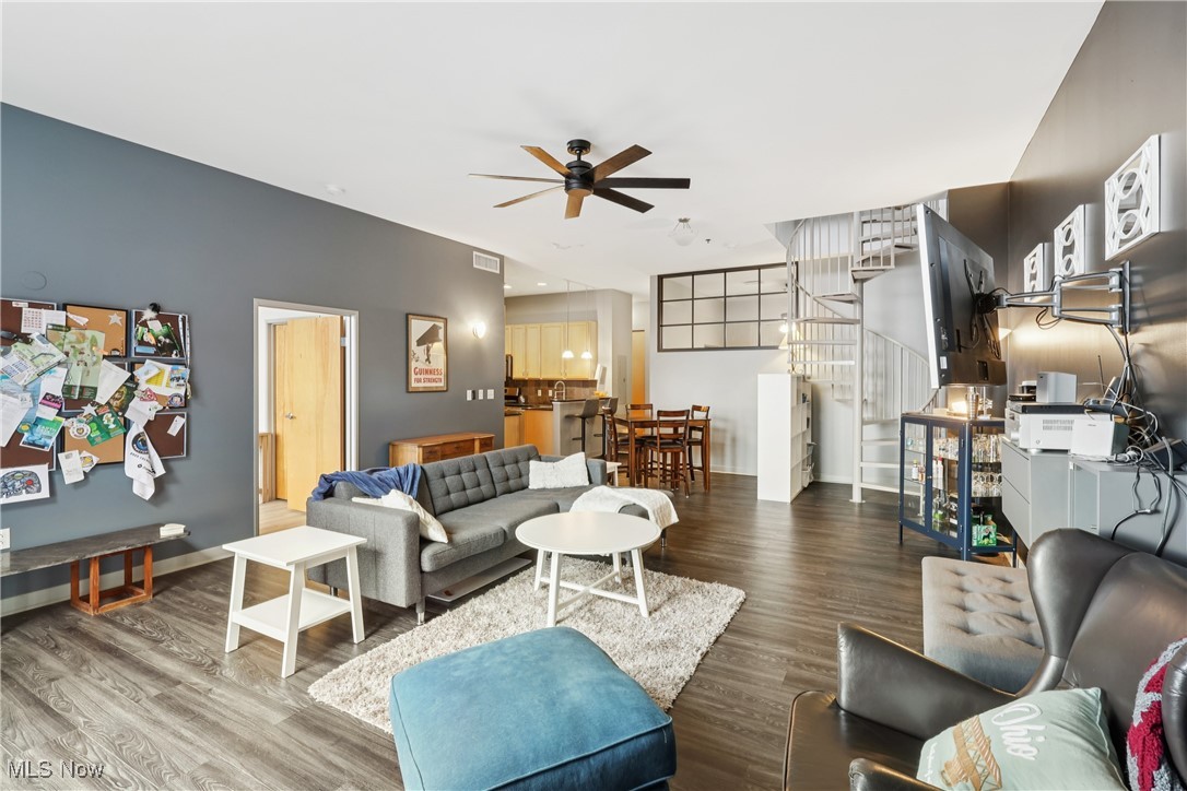 Carroll Ave Condo - Residential