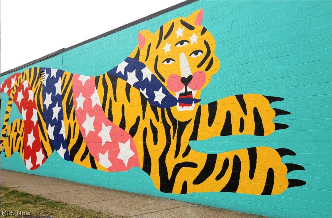 Carroll Ave Condo - Residential