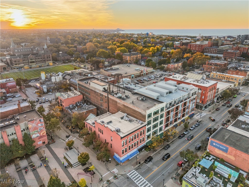 Carroll Ave Condo - Residential