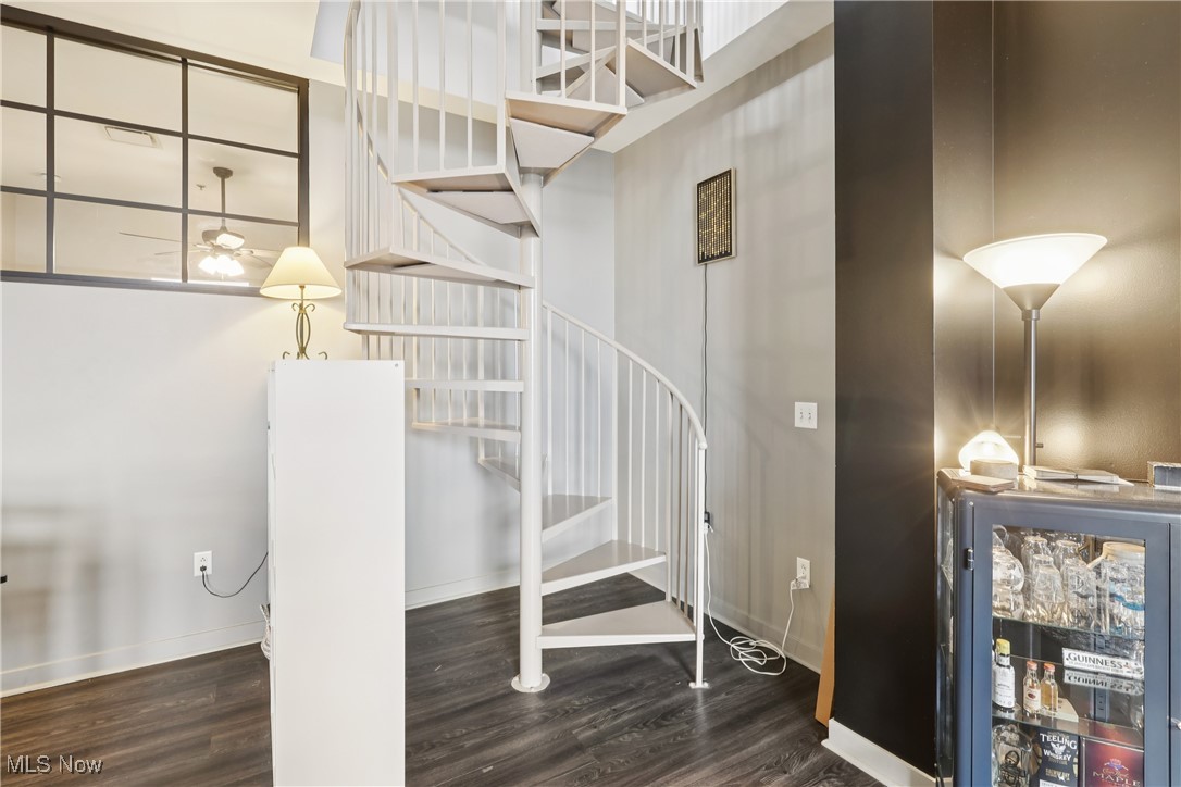 Carroll Ave Condo - Residential