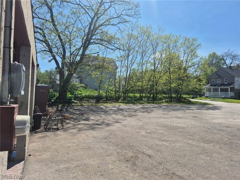 Tiny photo for 7511 Jeffries Avenue, Garfield Heights, OH 44105 (MLS # 5210261)
