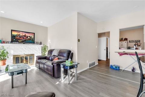 Tiny photo for 7511 Jeffries Avenue, Garfield Heights, OH 44105 (MLS # 5210261)