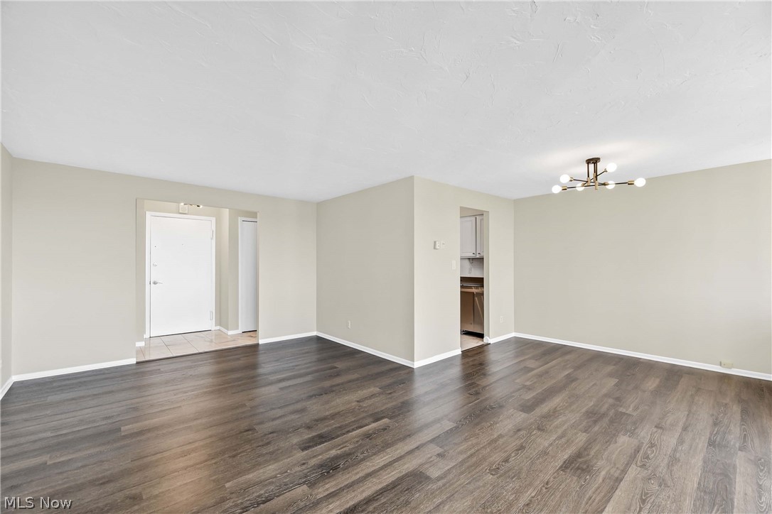 The Carlyle - Residential