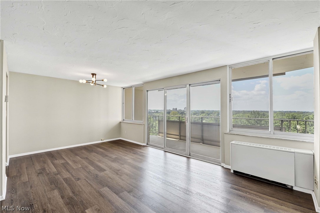 The Carlyle - Residential