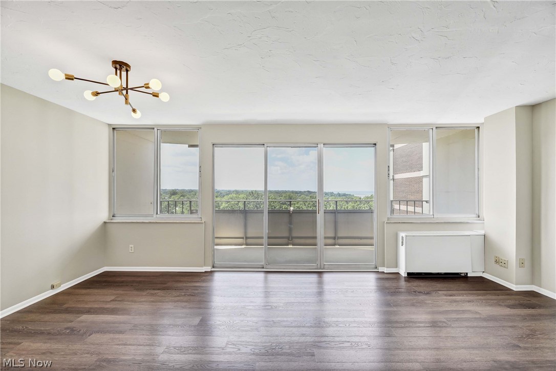 The Carlyle - Residential