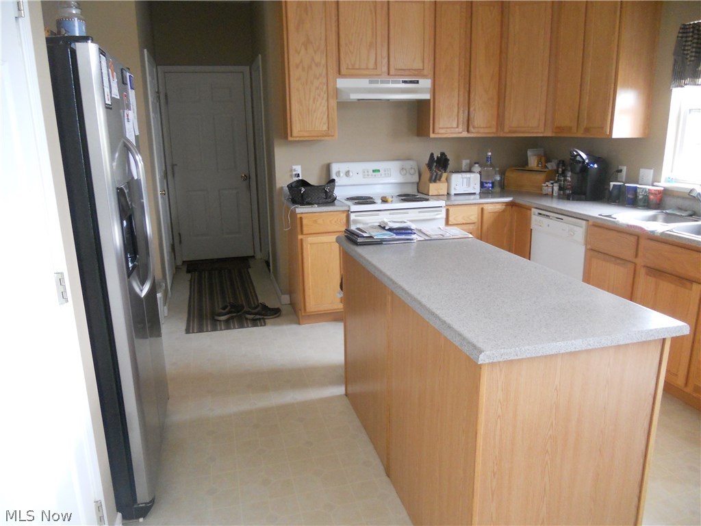 Charleston Place Ph One - Residential