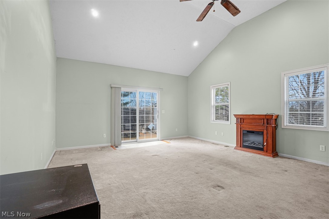 Kiwanis Lake - Residential