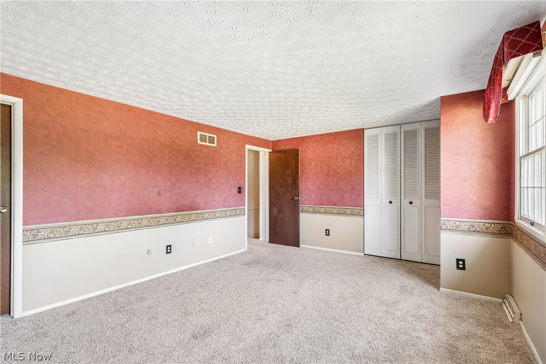 Huntington Park Condo - Residential