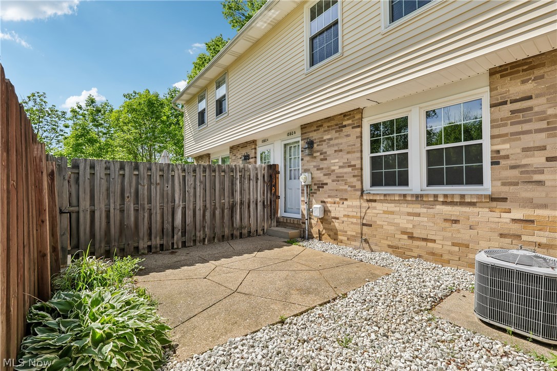 Huntington Park Condo - Residential