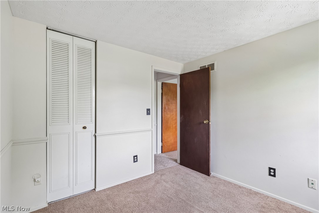 Huntington Park Condo - Residential