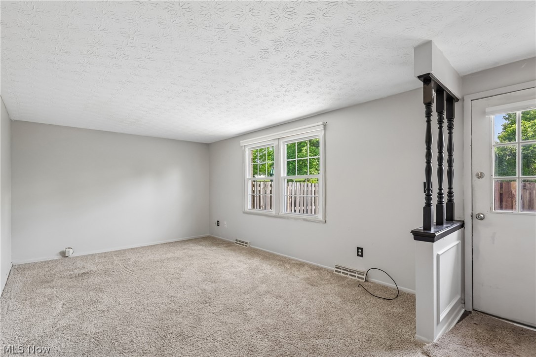 Huntington Park Condo - Residential