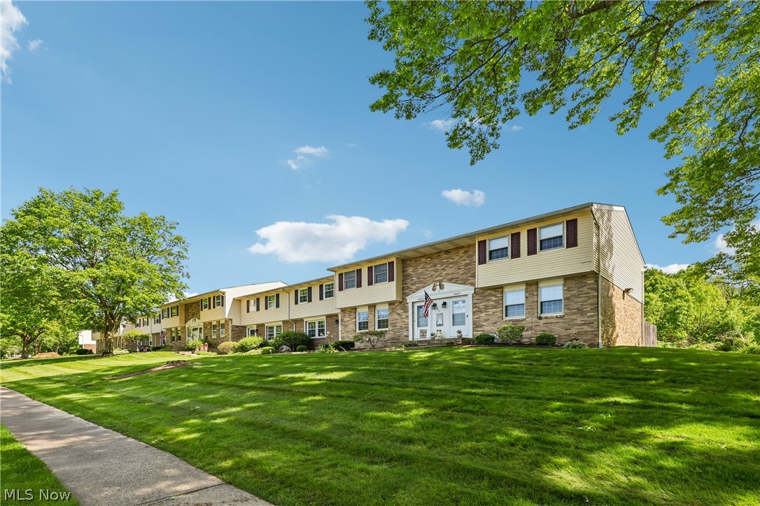 Huntington Park Condo - Residential