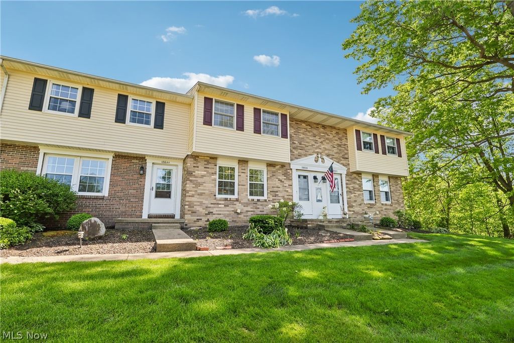 Photo of 1860 Higby Drive #B, Stow, OH 44224 (MLS # 5211816)