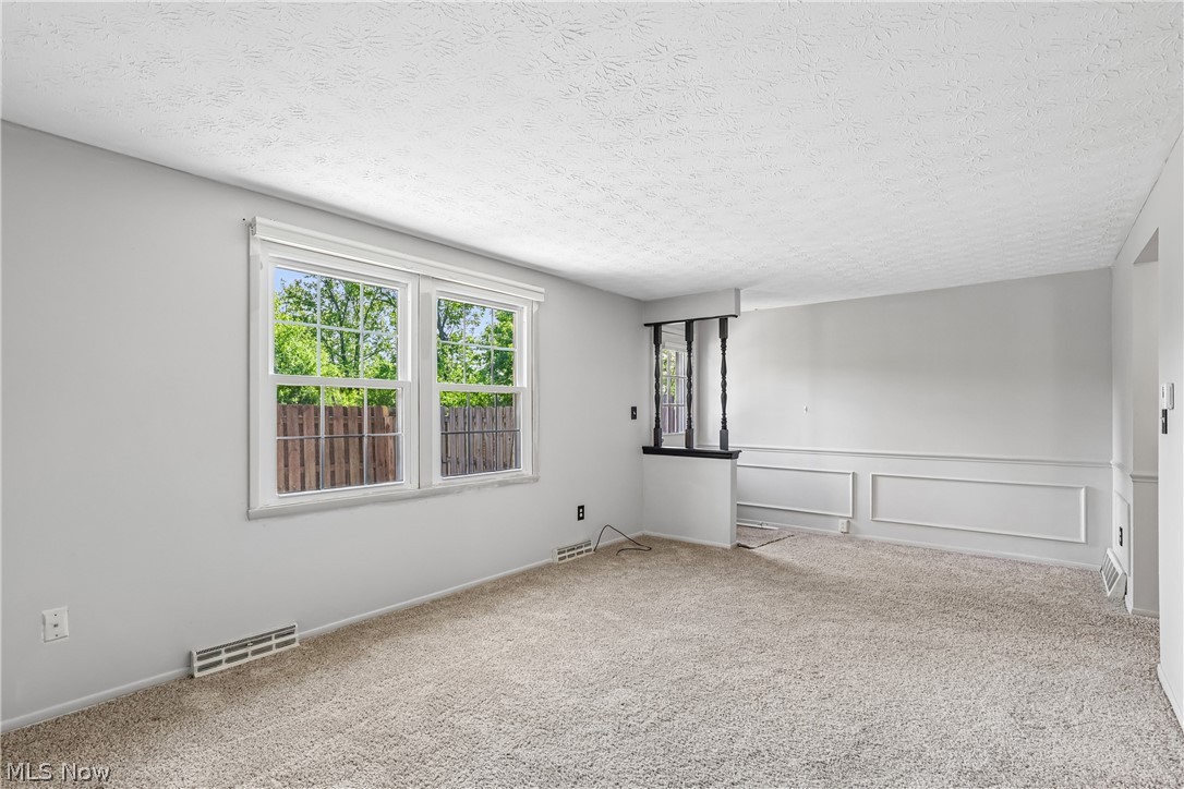 Huntington Park Condo - Residential