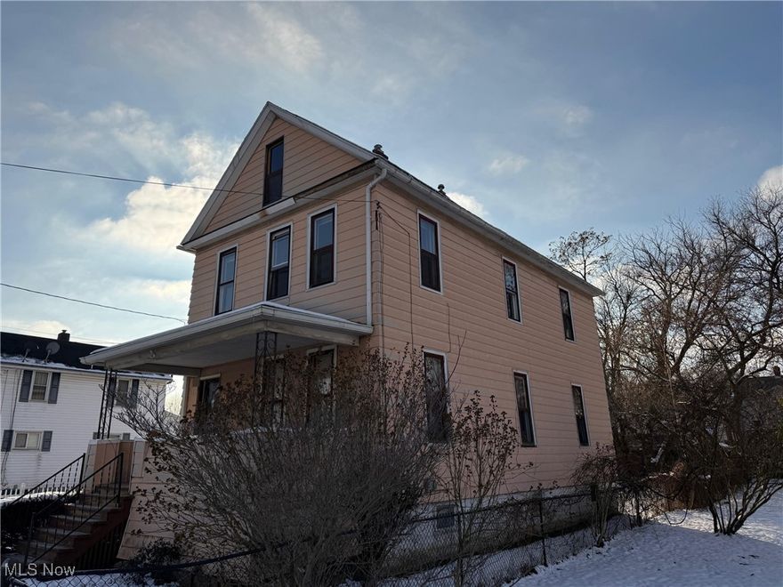 Spacious Barberton duplex, great for owner occupants and investors. 1st floor estimated rent $850 (1 bed, 1 bath unit). Upstairs unit is 2 bedrooms, estimated rent $950. Total estimated rents about $1800/mo! Many updates already done, such as remodeled kitchens and baths, fresh paint, modern furnace, newer hot water tank, upgraded electric panels, some newer flooring. Other features include: spacious front porch, driveway for plenty of off-street parking, basement laundry with washer and dryer, sump pump, separately metered gas and electric. Convenient location near shopping, schools, restaurants, and easy freeway access.
