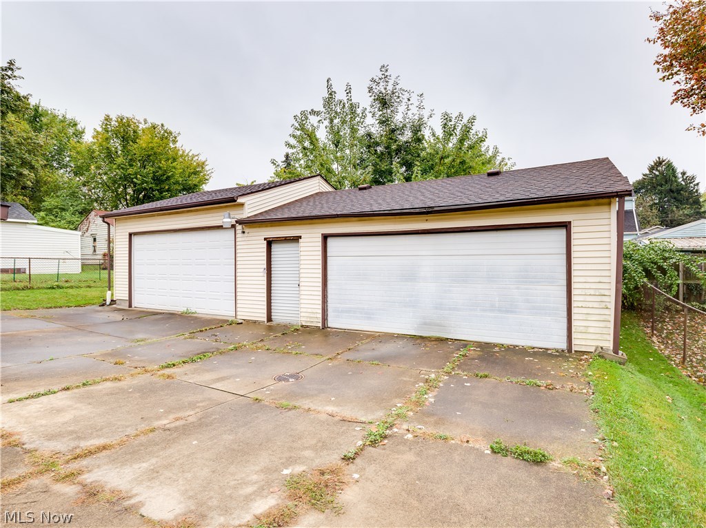 Knollwood - Residential