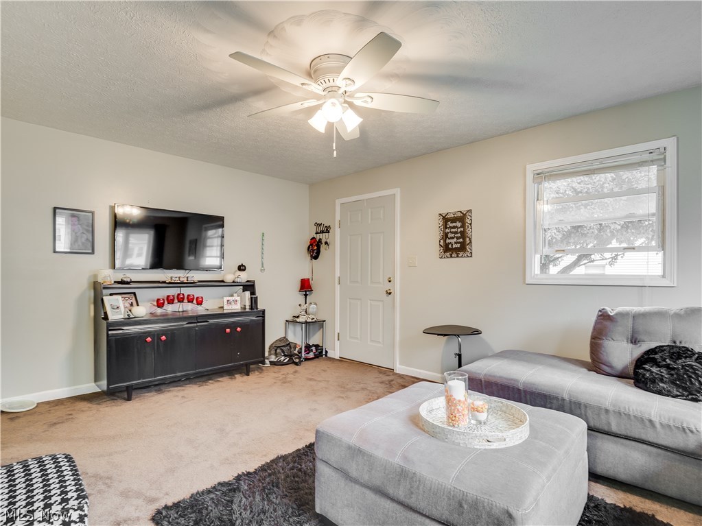 Knollwood - Residential