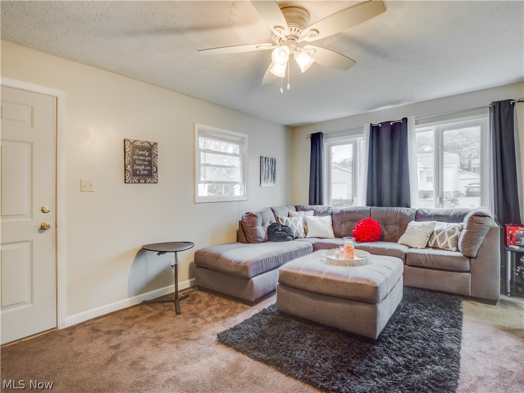 Knollwood - Residential