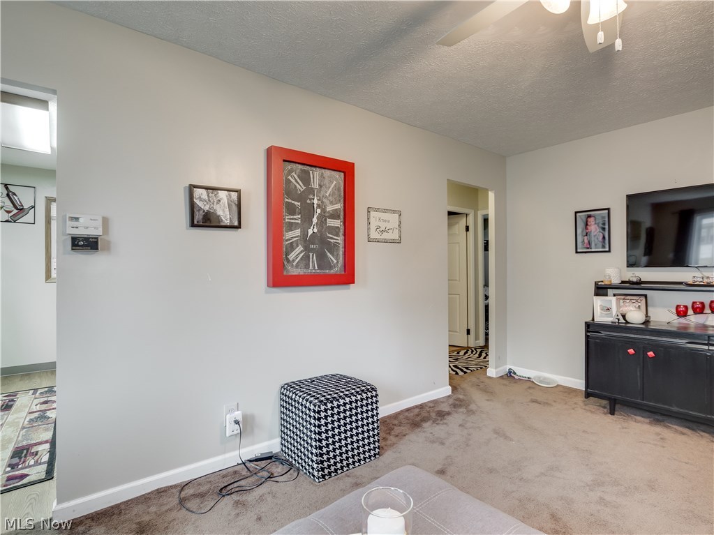 Knollwood - Residential