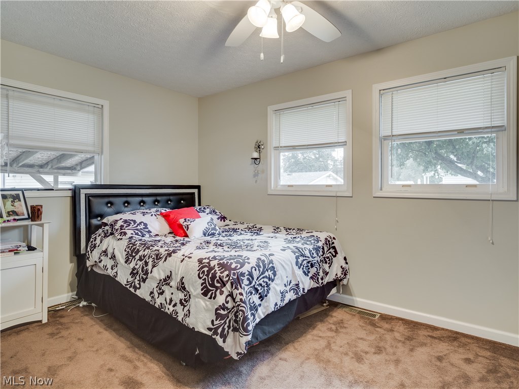 Knollwood - Residential