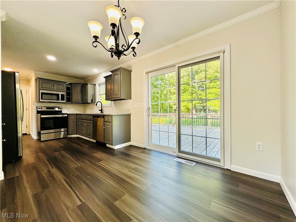 16755 Bedford Street