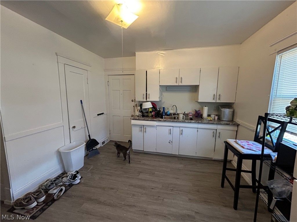 Photo of 2536 Cheshire Road, Shaker Heights, OH 44120 (MLS # 5192730)