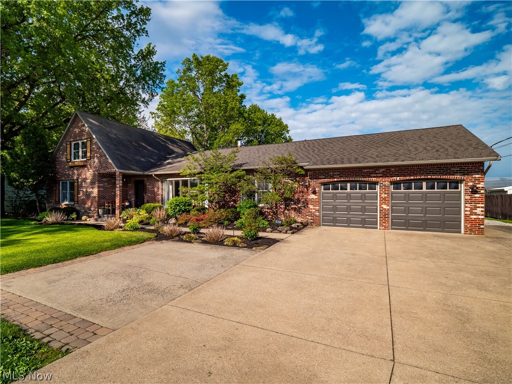 4802 Center Road