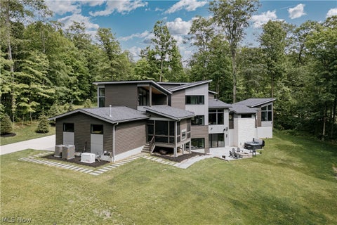 Tiny photo for 8070 Tulip Lane, Chagrin Falls, OH 44023 (MLS # 5219000)