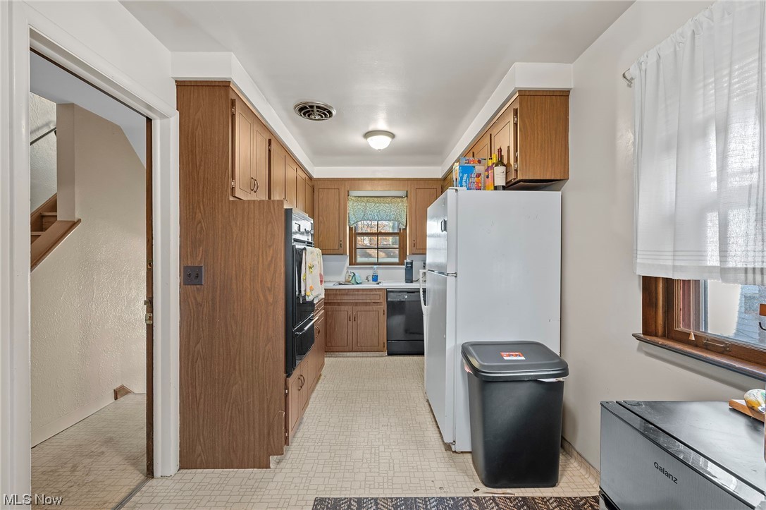 Rapid Transit Land Cos 01 - Residential Income