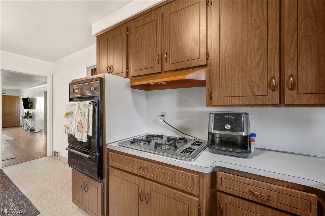 Rapid Transit Land Cos 01 - Residential Income