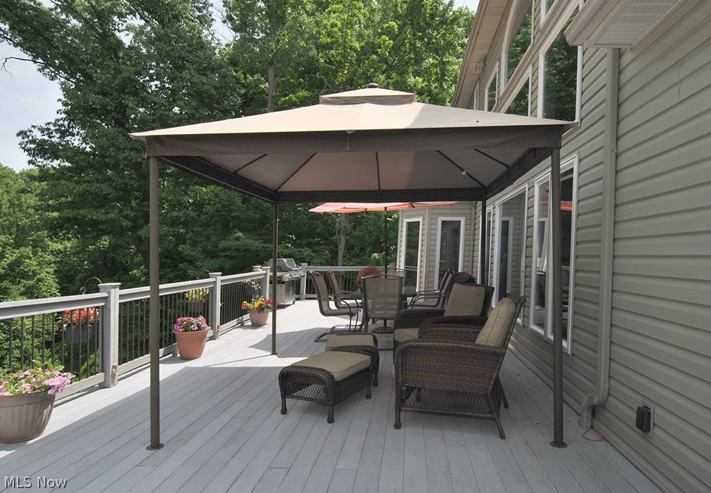 Broadmoor Landing - Residential