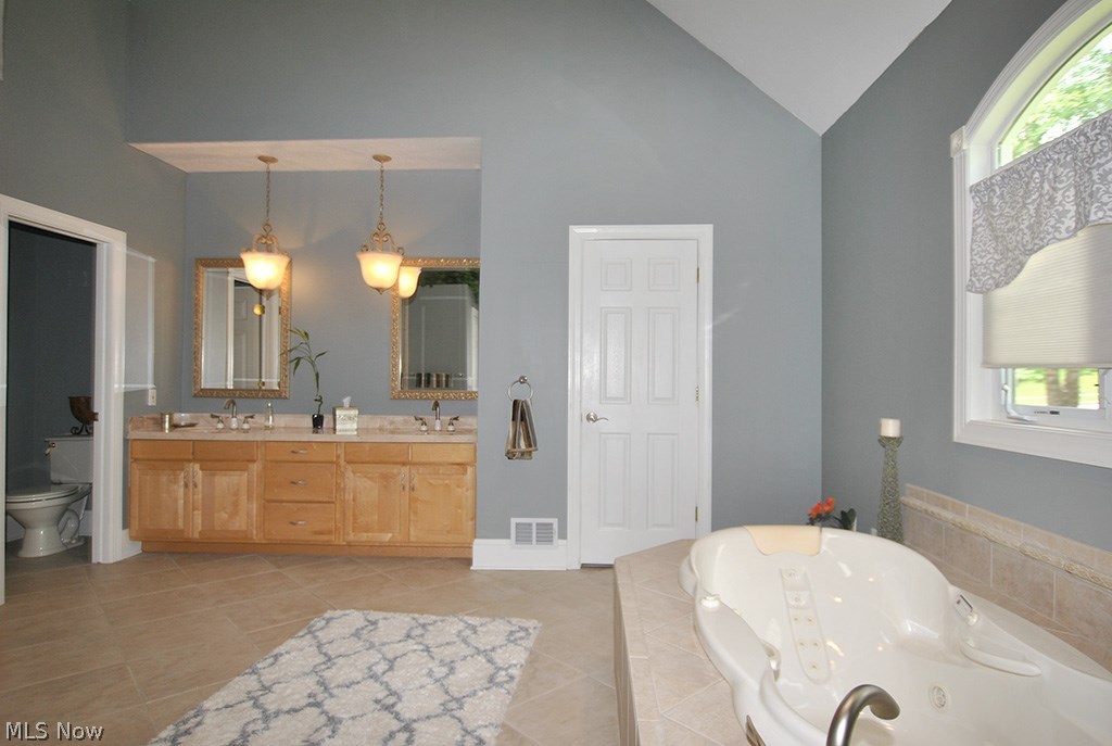 Broadmoor Landing - Residential