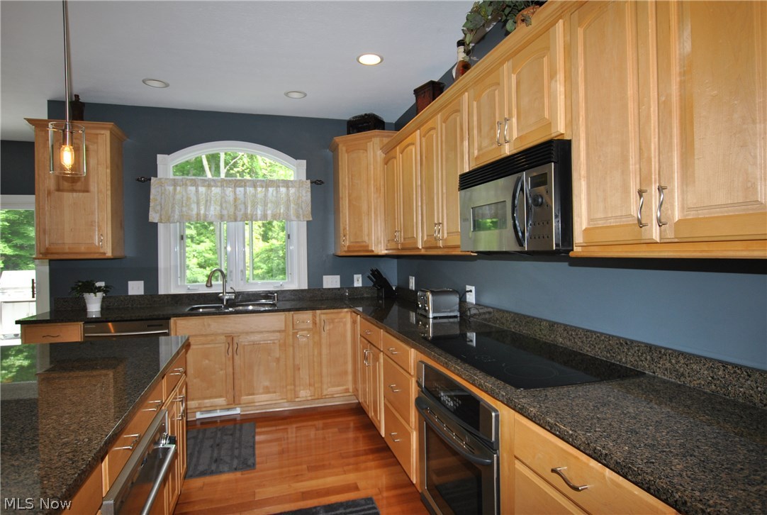 Broadmoor Landing - Residential