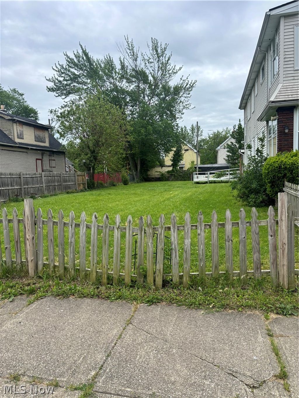 Photo of 12906 Griffing Avenue, Cleveland, OH 44120 (MLS # 5212756)