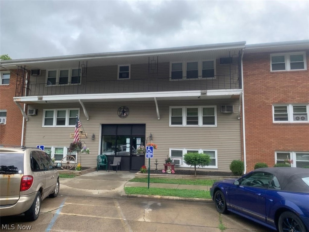 600,620,640 & 710 Lakeside Dr., Cambridge 4 units, totaling 48 apartments. Each building contains (6) 2 bedroom apartments, (5) 1 bedroom apartments, (1) efficiency apartment.