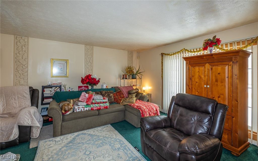 Photo of 24910 Ridgeline Drive, Bedford Heights, OH 44146 (MLS # 5174293)