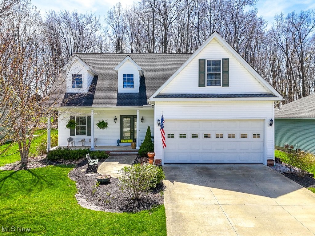 15335 Royal Oak Drive, Middlefield, Ohio image 1