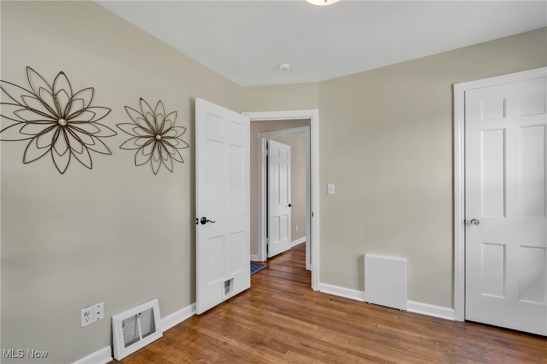 225 Longfellow Street, Elyria, Ohio image 15
