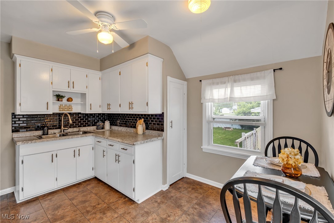 225 Longfellow Street, Elyria, Ohio image 3