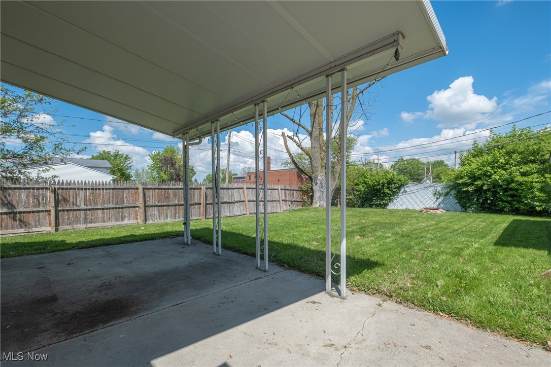 225 Longfellow Street, Elyria, Ohio image 27