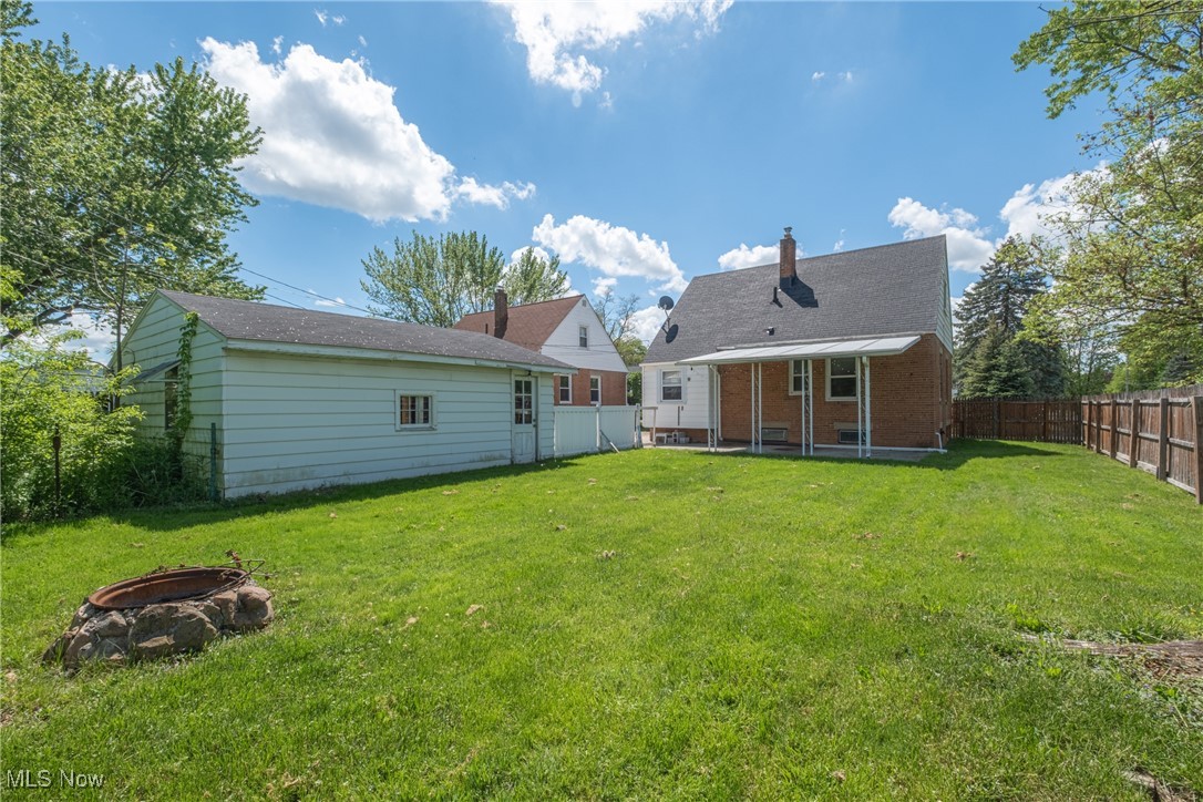 225 Longfellow Street, Elyria, Ohio image 25