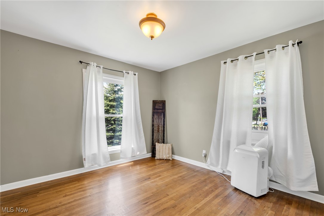 225 Longfellow Street, Elyria, Ohio image 16