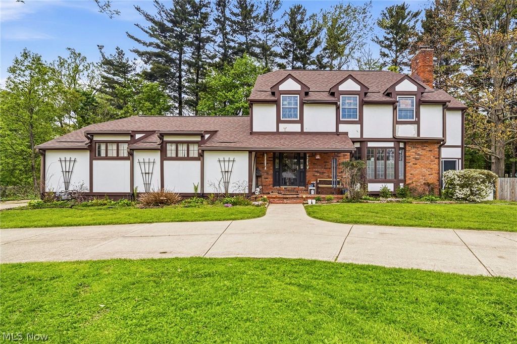 Photo of 6453 Old Woods Road, Ashtabula, OH 44004 (MLS # 5208974)