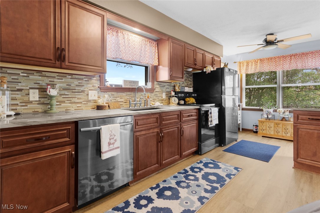 1819 Harbour Circle, Canton, Ohio image 12