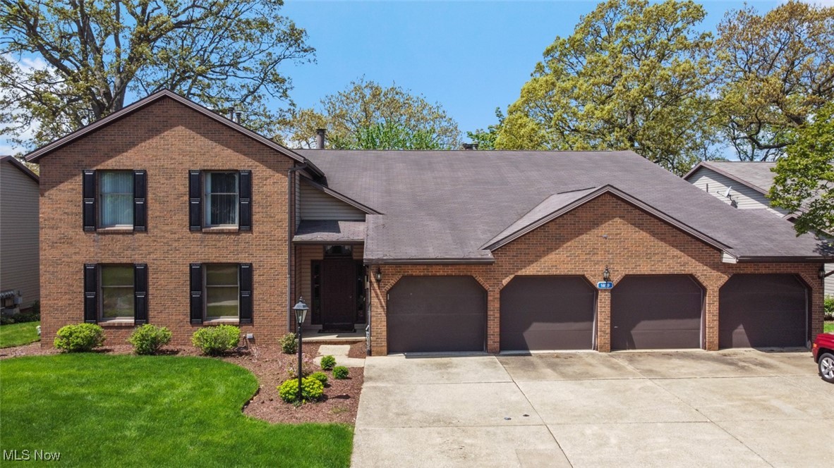 1819 Harbour Circle, Canton, Ohio image 2