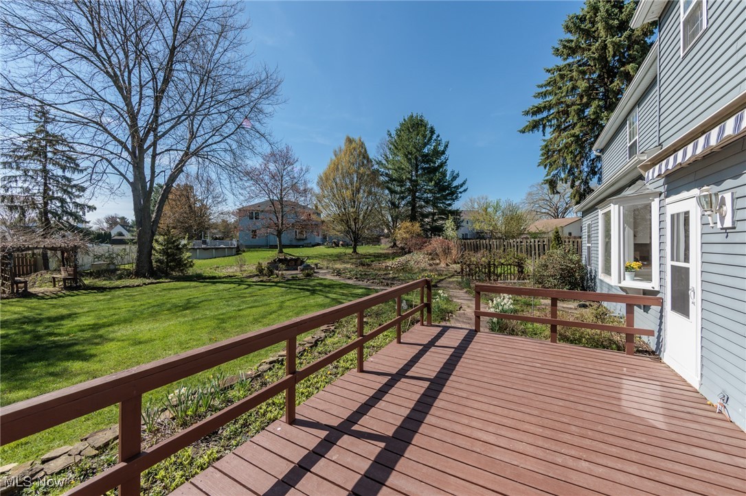 16977 Antler Lane, Strongsville, Ohio image 38