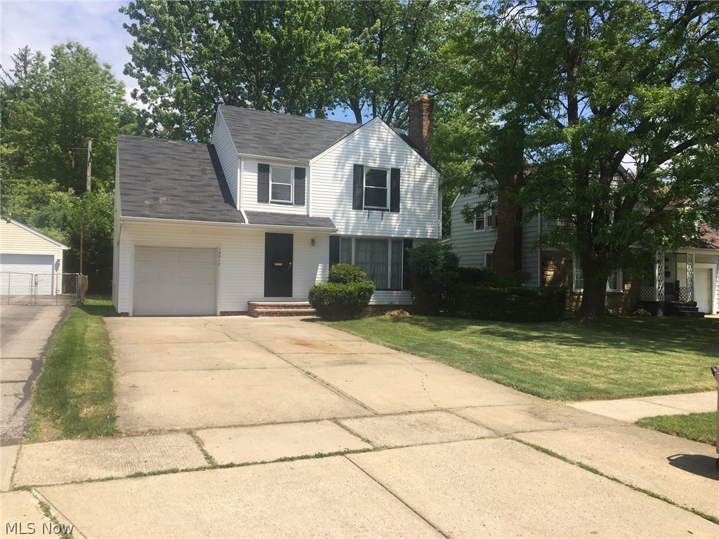 Robert Dvoraks Shakerwood #2 - Residential