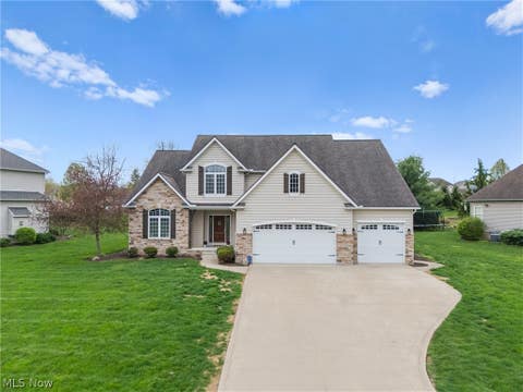 Homes For Sale - 8888 Scotsbury Street<br/> Massillon, OH 44646