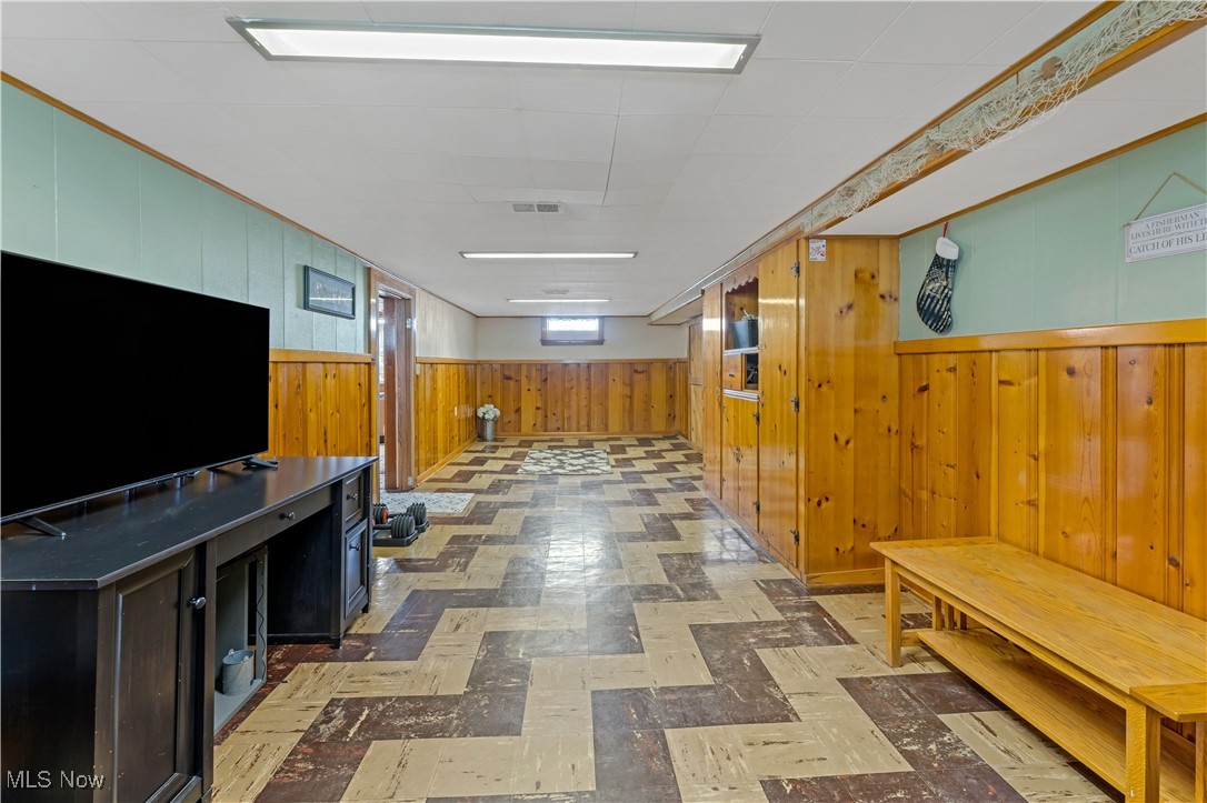 379 Foster Drive, Warren, Ohio image 31